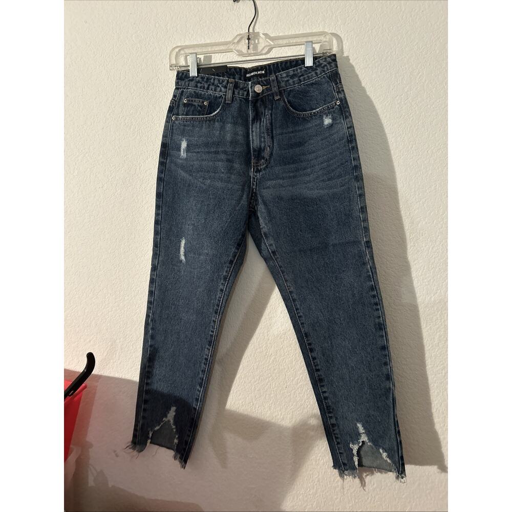 Women’s Size 4x24 NWT Momokrom Boohoo Distressed Jeans